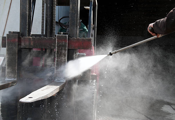 Post-Construction Pressure Washing in Manhattan Beach, CA